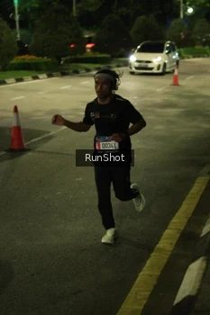 Runner Photo 4235179