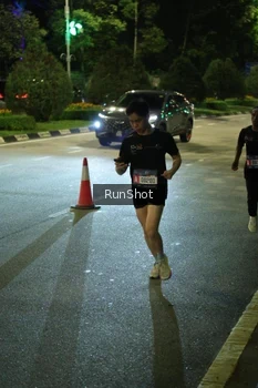 Runner Photo 4235181