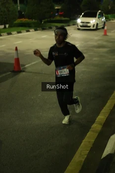 Runner Photo 4235191