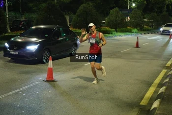Runner Photo 4235202