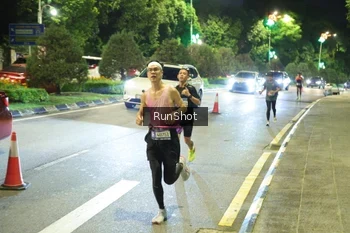 Runner Photo 4235211