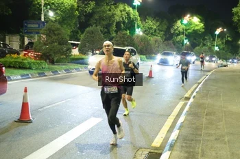 Runner Photo 4235217