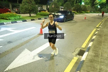 Runner Photo 4235277