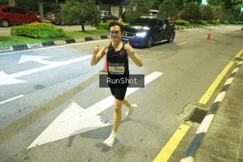 Runner Photo 4235278