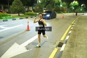 Runner Photo 4235288