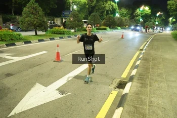 Runner Photo 4235355