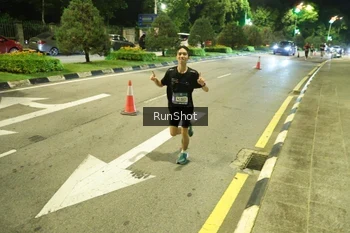 Runner Photo 4235357