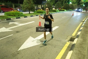 Runner Photo 4235365
