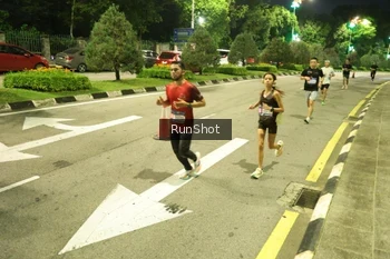 Runner Photo 4235366