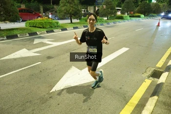 Runner Photo 4235372