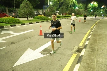 Runner Photo 4235387
