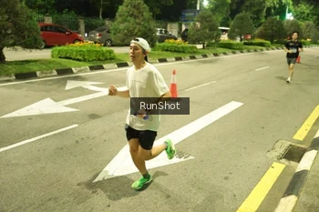 Runner Photo 4235391