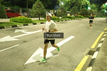 Runner Photo 4235396