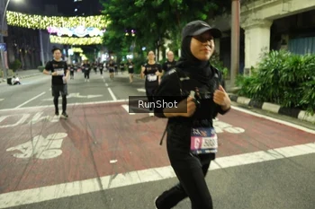 Runner Photo 4235398
