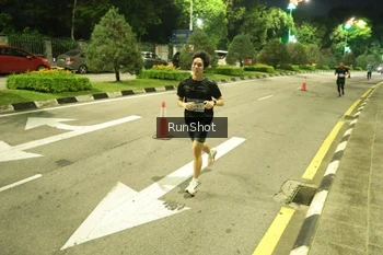 Runner Photo 4235404