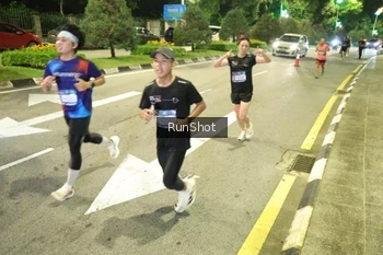 Runner Photo 4235483