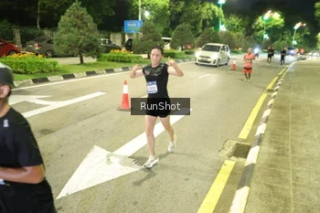 Runner Photo 4235485