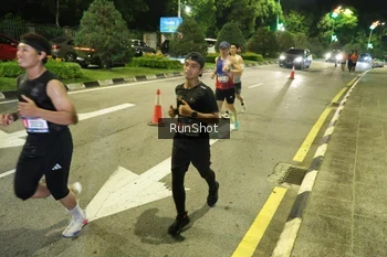 Runner Photo 4235521