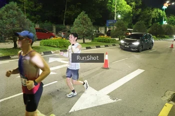 Runner Photo 4235525
