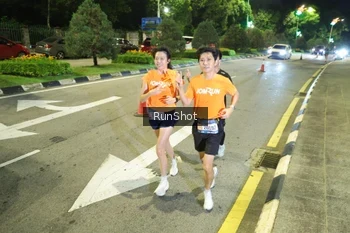 Runner Photo 4235536