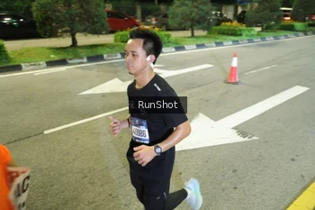 Runner Photo 4235540