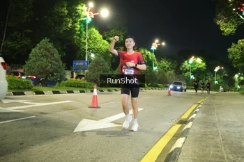 Runner Photo 4235607