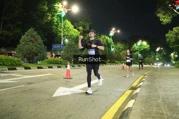 Runner Photo 4235613