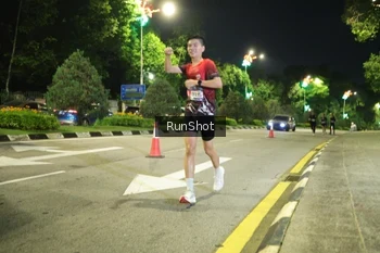 Runner Photo 4235618