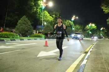 Runner Photo 4235630