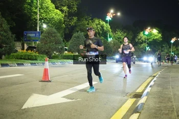 Runner Photo 4235637