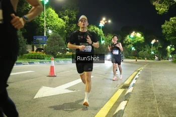 Runner Photo 4235733