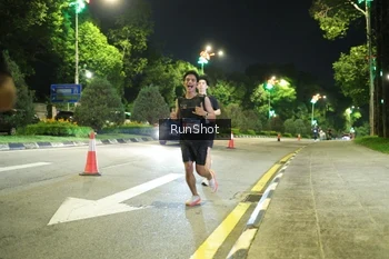 Runner Photo 4235736