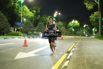 Runner Photo 4235737