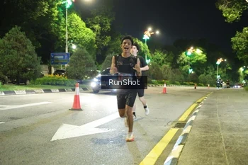 Runner Photo 4235741