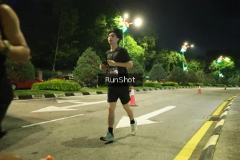 Runner Photo 4235744