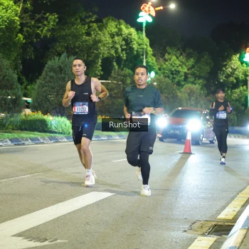 Runner Photo 4235811