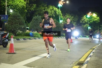Runner Photo 4235867