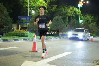 Runner Photo 4235871