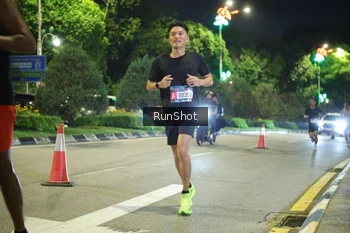 Runner Photo 4235880