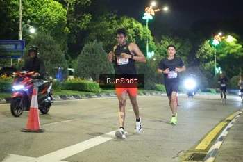Runner Photo 4235881