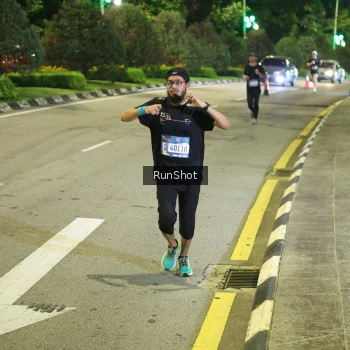 Runner Photo 4236017