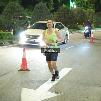 Runner Photo 4236019