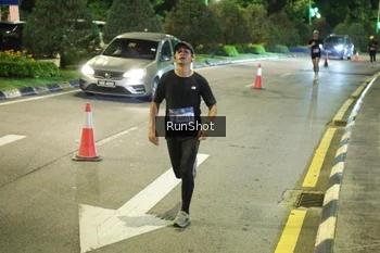 Runner Photo 4236036