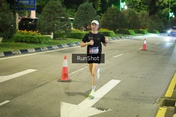 Runner Photo 4236037