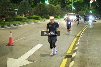 Runner Photo 4236048