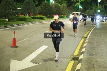 Runner Photo 4236052