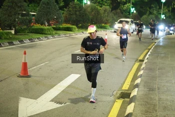 Runner Photo 4236054