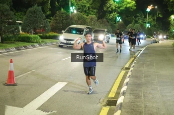 Runner Photo 4236073