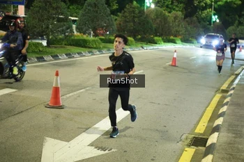 Runner Photo 4236085