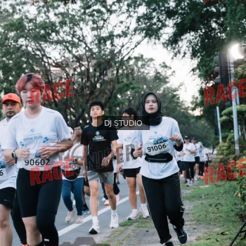 Runner Photo 423636